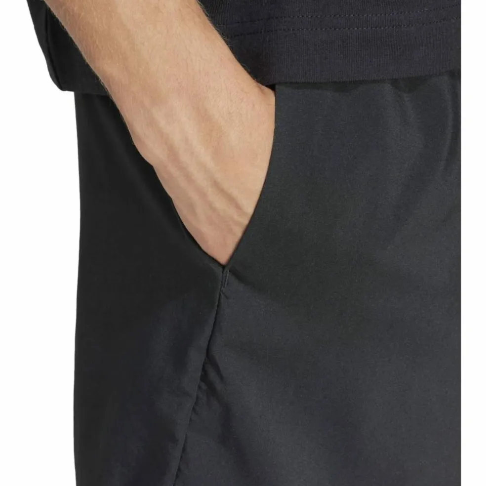 Essentials Small Logo Cargo Chelsea Herren Shorts