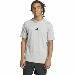 Essentials Small Logo Single Herren T-Shirt