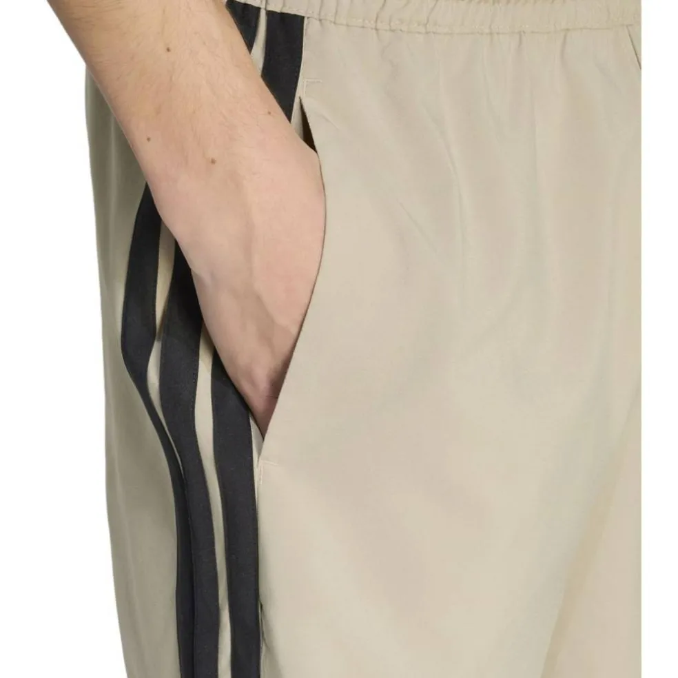 Essentials 3-Streifen Chelsea Herren Shorts