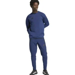Tiro Travel Crew Herren Sweatshirt