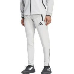 Tiro Travel Woven Bottoms Herren Trainingshose