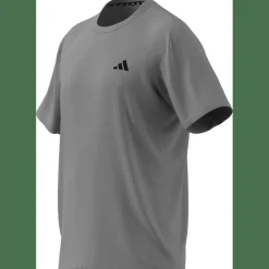Train Essentials Stretch Training T-Shirt Herren T-Shirt