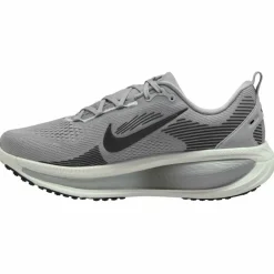 Vomero 18 Road Herren Laufschuhe